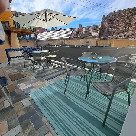Studio With Free Parking In The Center - Deliamo 3 Sibiu Exterior photo