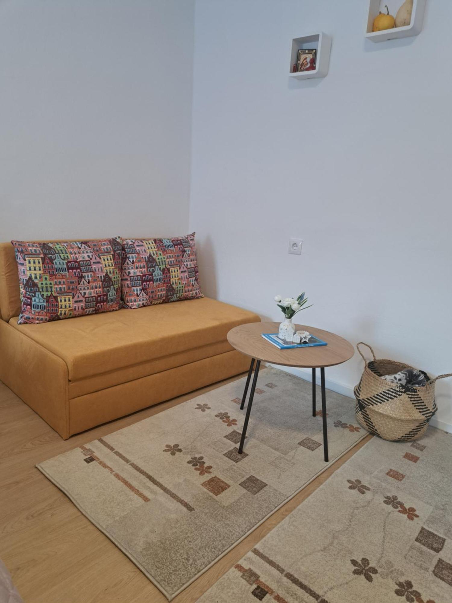 Appartamento With Free Parking In The Center - Deliamo 3 *